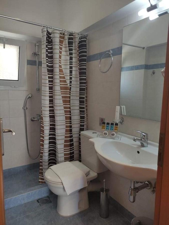 Tsoutis Rooms Almiropótamos Exteriör bild